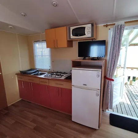 Mobil A Au L'escale Proche De Royan Camping Meschers-sur-Gironde